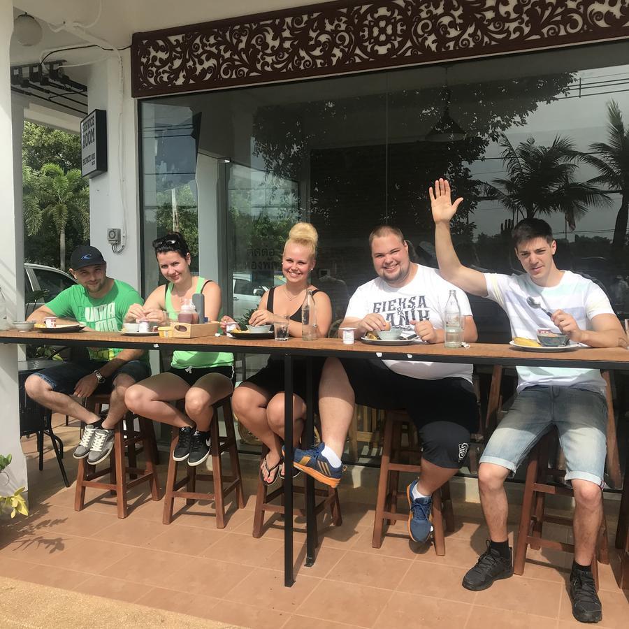 Barandbed Urt Hostel Surat Thani Exterior photo