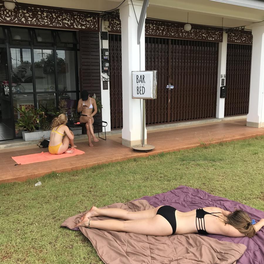 Barandbed Urt Hostel Surat Thani Exterior photo